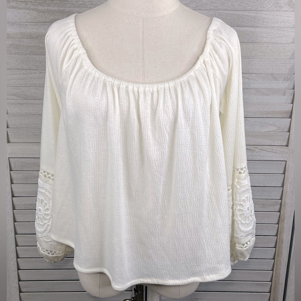 ANTHROPOLOGIE (Thyme & Honey) Boho Peasant Blouse w Crochet Details Cream-Medium